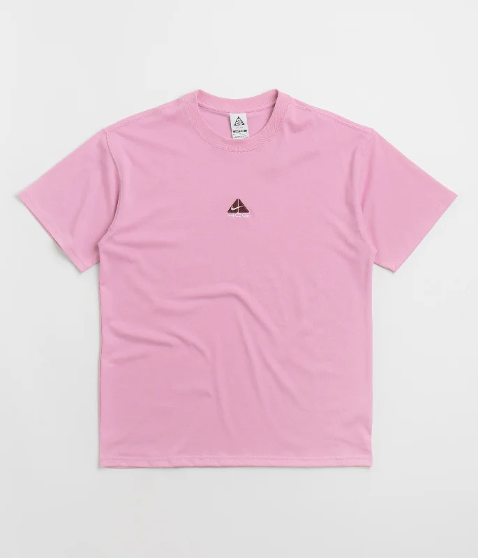 Nike ACG Lungs T-Shirt - Beyond Pink